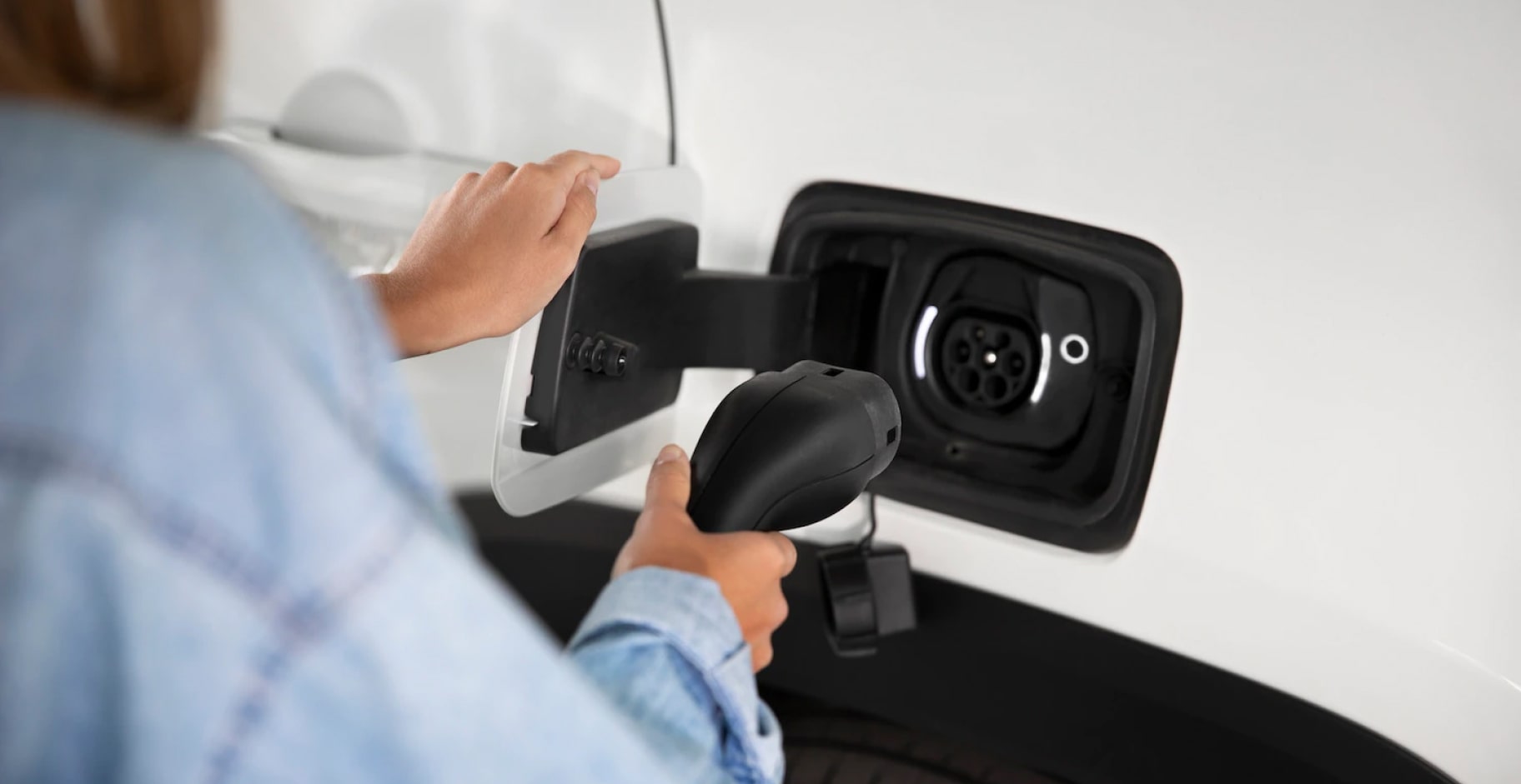 Lako i jednostavno punjenje elektricnih automobila putem eDrive aplikacije.